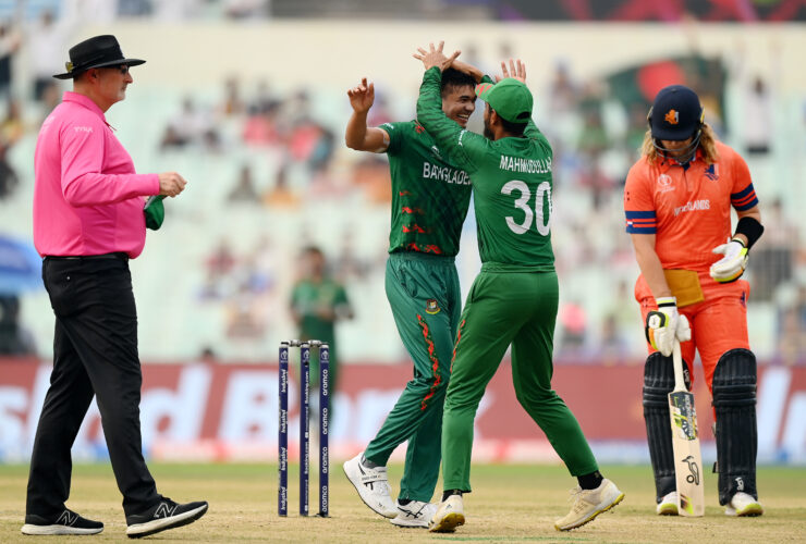 Breaking: Netherlands Bat First in Epic Bangladesh Clash!