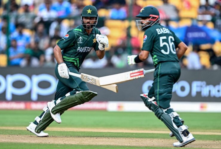 Pakistan's World Cup Hopes Soar After Stunning Win!