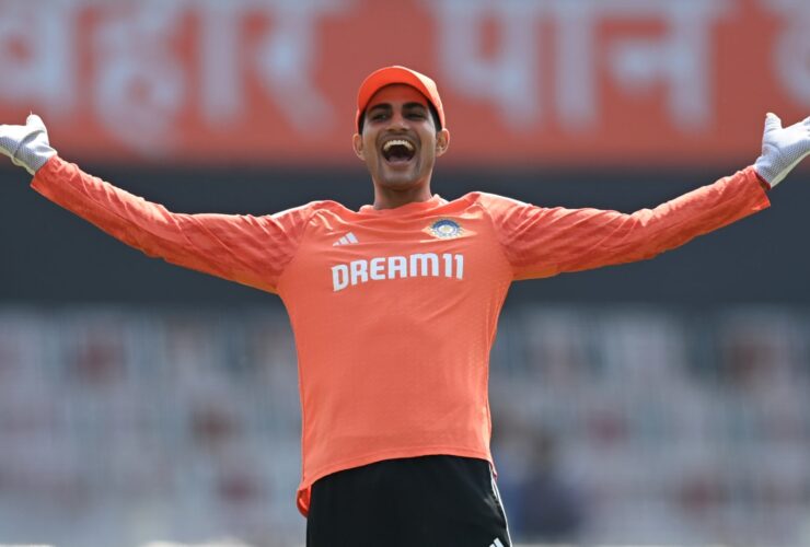 Gill Holds Strong Amidst Indian Team's Ranchi Test Crisis
