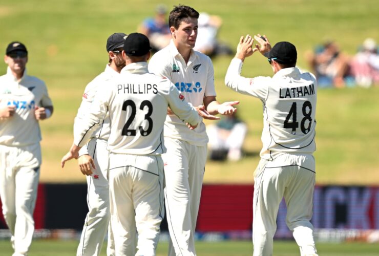 Kiwi Bowler Shatters NZ Record: Unseen in a Decade!