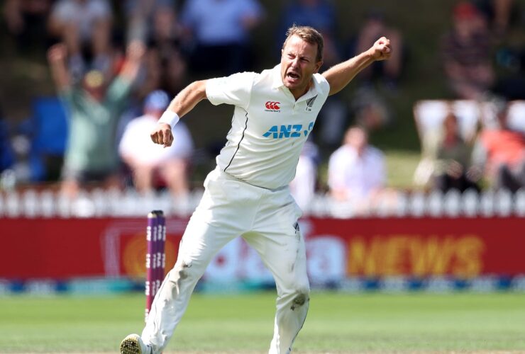 NZ's Fast Bowler Shocks Fans with Sudden Retirement!