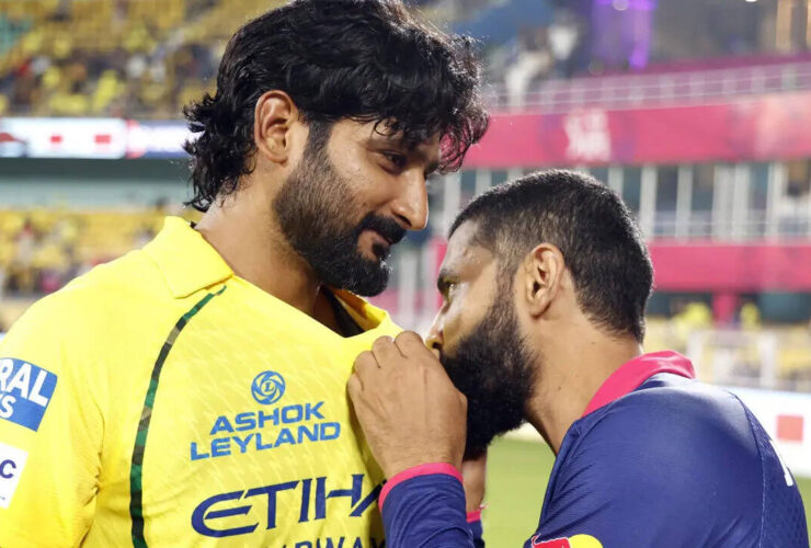 ravindra-jadeja-kisses-csk-crest-following-rajasthan-royals-eight-wicket-victory-in-guwahati