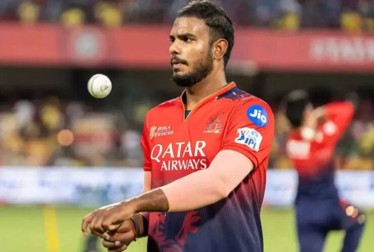 rcb-squad-facts-mo-bobat-clarifies-bowling-strategy-and-yash-dayals-status