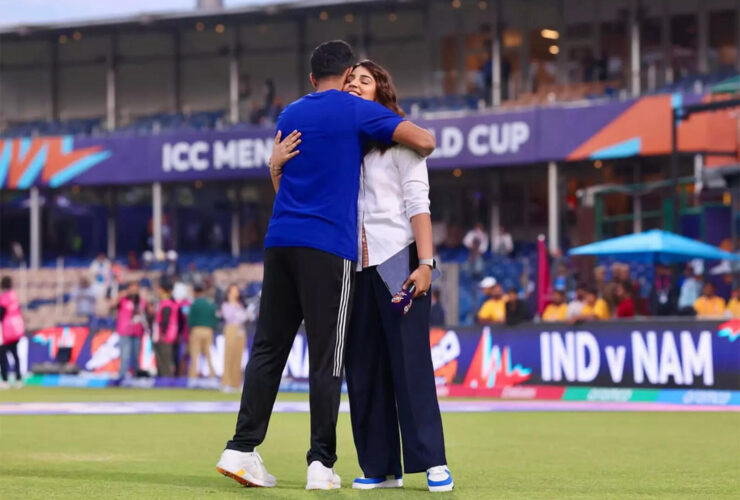 sanjana-ganesan-trolls-jasprit-bumrahs-minimalist-anniversary-post