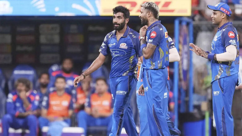 mumbai-indians-fail-to-defend-243-as-sunrisers-hyderabad-expose-bowling-frailties