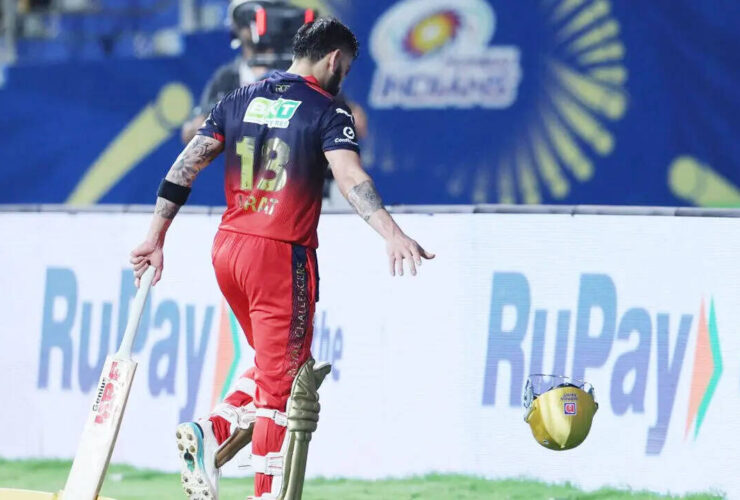 rcb-defends-240-against-mumbai-indians-at-wankhede-amidst-virat-kohlis-frustrated-exit