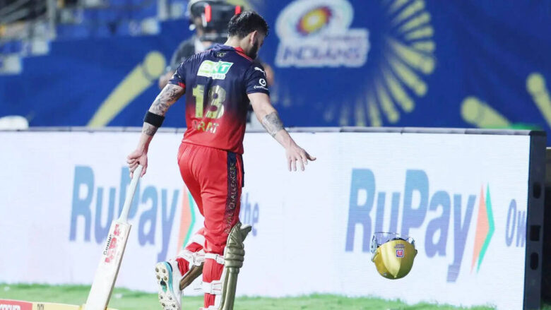 rcb-defends-240-against-mumbai-indians-at-wankhede-amidst-virat-kohlis-frustrated-exit