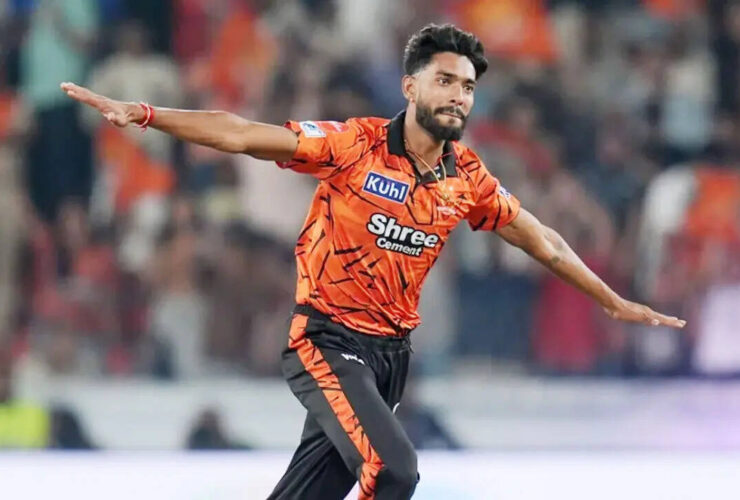 srh-debutant-praful-hinge-shatters-ipl-records-with-historic-opening-over-against-rr