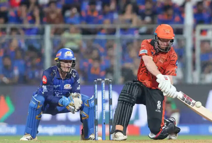 sunrisers-hyderabad-executes-record-244-run-chase-to-defeat-mumbai-indians