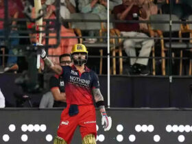 virat-kohli-reaches-300-career-sixes-in-indian-premier-league