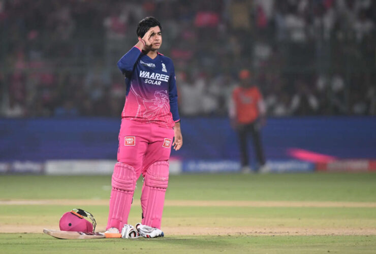 ab-de-villiers-cautions-against-rushing-rajasthan-royals-15-year-old-phenom-vaibhav-sooryavanshi