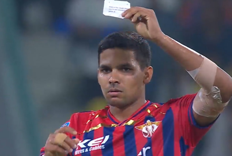 akash-singhs-paper-chit-celebration-against-csk-sparks-viral-reaction-and-rayudu-banter