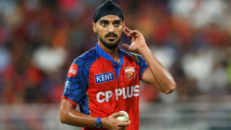 arshdeep-singh-torched-for-52-runs-in-3-overs-as-lucknow-super-giants-post-196-against-punjab-kings