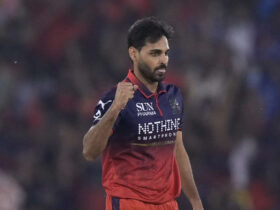 bhuvneshwar-kumar-claims-4-23-against-mumbai-indians-to-reclaim-ipl-purple-cap