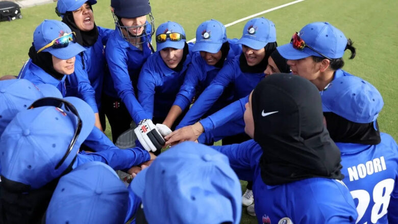 displaced-afghanistan-womens-cricket-team-to-tour-england-in-historic-return-to-the-pitch