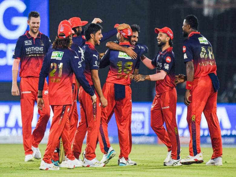 ipl-playoff-probabilities-analyzing-the-8192-scenarios-for-the-final-four