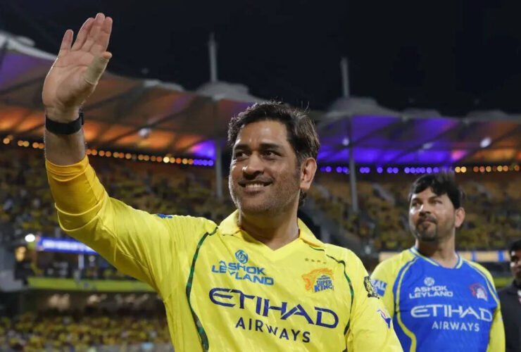 ms-dhoni-ruled-out-of-must-win-gujarat-titans-clash-with-thumb-injury