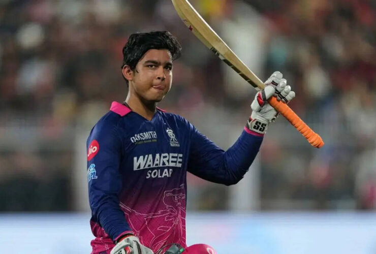 vaibhav-sooryavanshi-chases-historic-100th-t20-six-as-rajasthan-royals-face-delhi-capitals